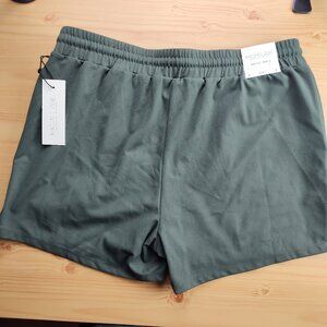 Rachel Zoe Dark Green Midrise Shorts Size L NWT Chic